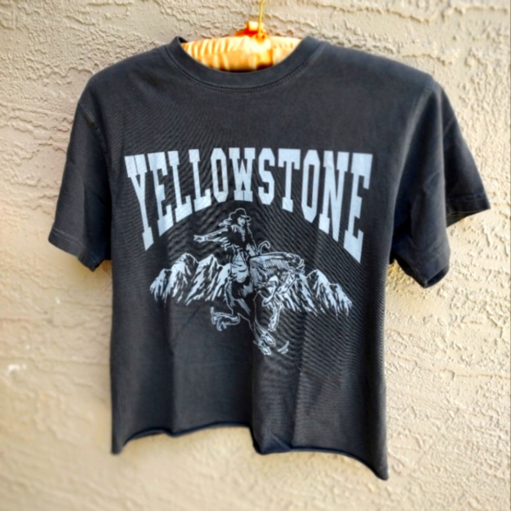 Yellowstone T shirt